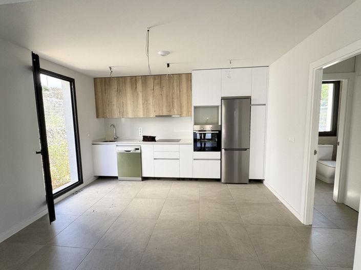 Image No.7-3 Bed Semi-Detached for sale