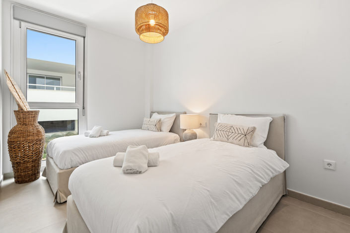 Image No.19-3 Bed Apartment for sale