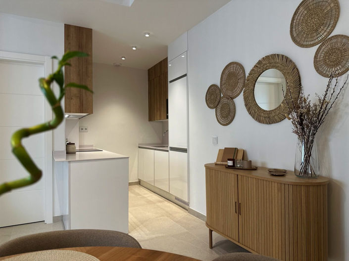 Image No.10-2 Bed Apartment for sale