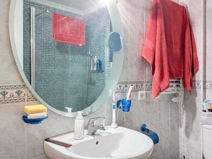 Image No.19-5 Bed Semi-Detached for sale
