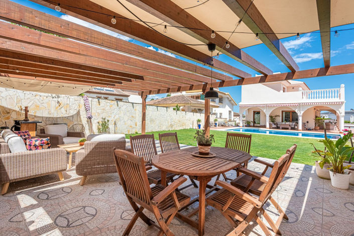 Image No.26-4 Bed Villa for sale