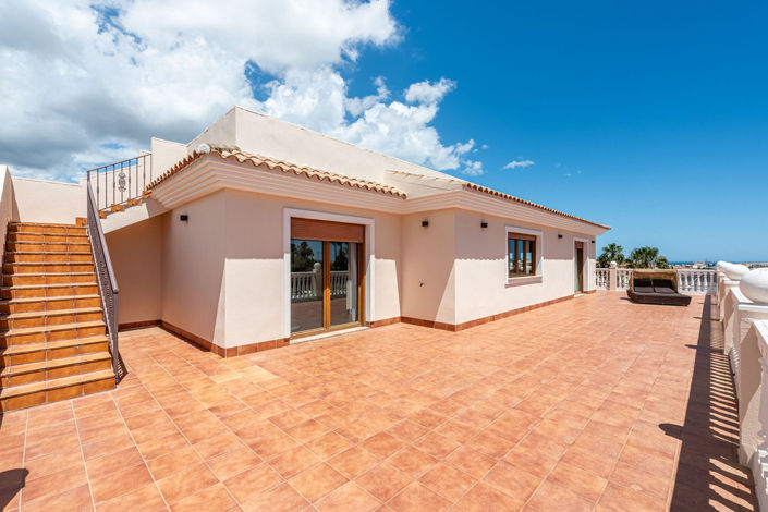 Image No.35-4 Bed Villa for sale