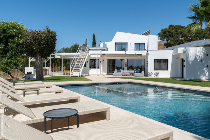Image No.2-6 Bed Villa for sale