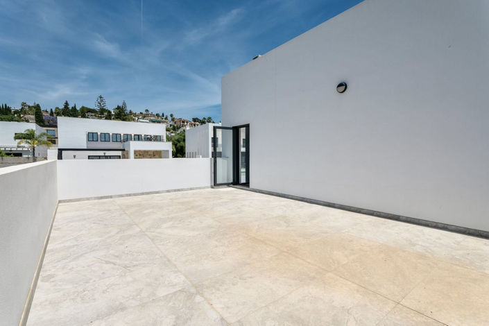 Image No.18-2 Bed Villa for sale