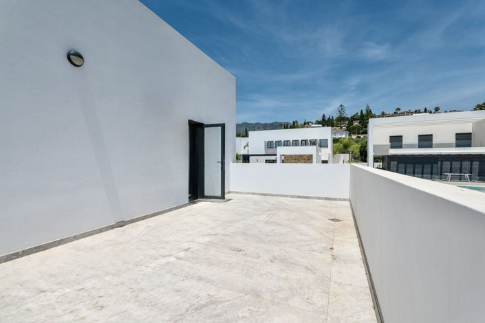 Image No.22-2 Bed Villa for sale