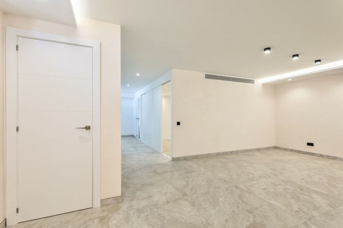 Image No.32-2 Bed Villa for sale