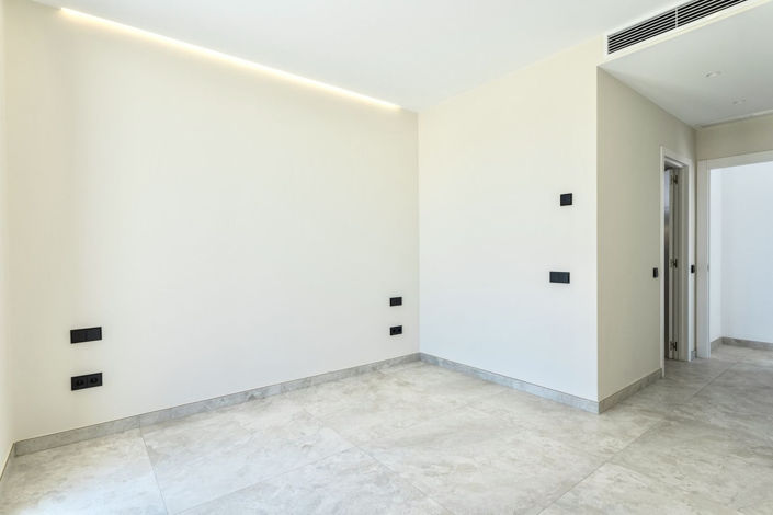 Image No.42-2 Bed Villa for sale