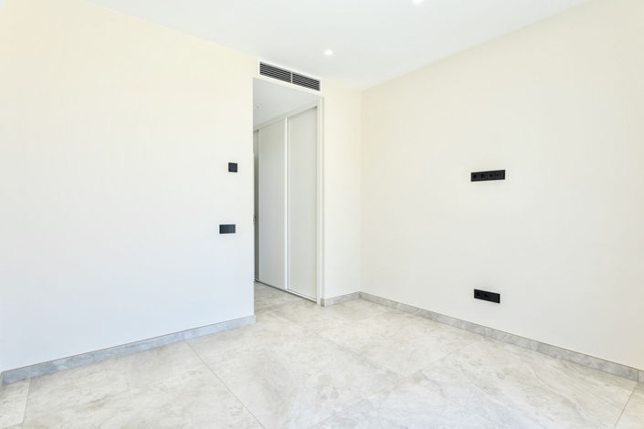Image No.43-2 Bed Villa for sale