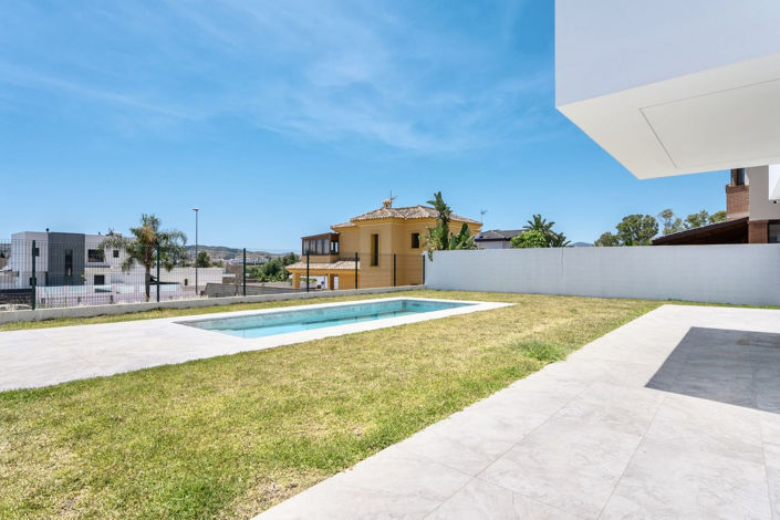 Image No.47-2 Bed Villa for sale