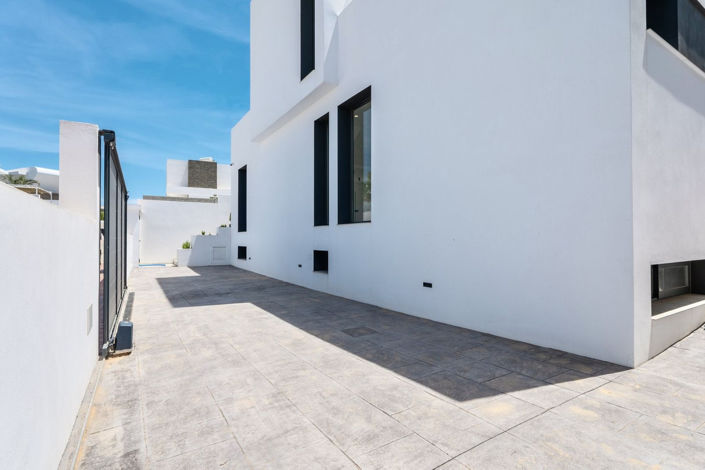 Image No.50-2 Bed Villa for sale