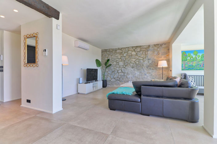 Image No.42-4 Bed Villa for sale