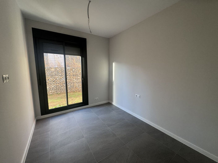 Image No.22-3 Bed Townhouse for sale