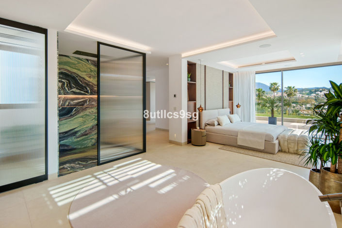 Image No.24-5 Bed Villa for sale