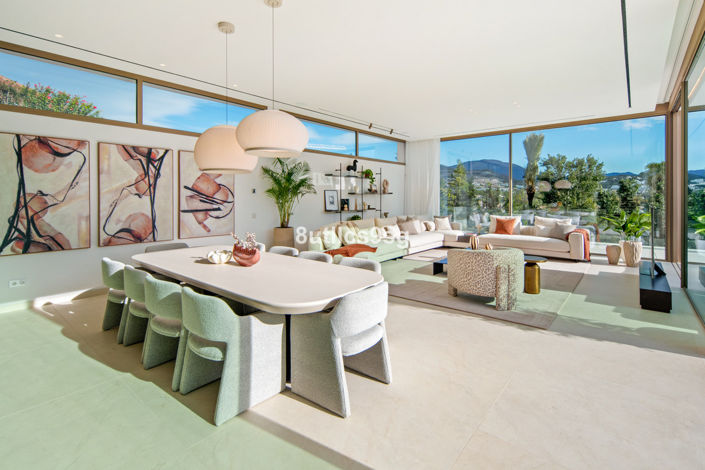 Image No.3-5 Bed Villa for sale