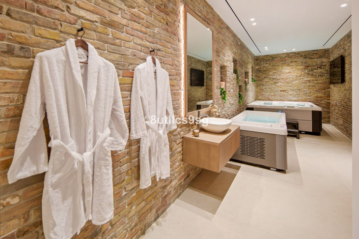 Image No.36-5 Bed Villa for sale
