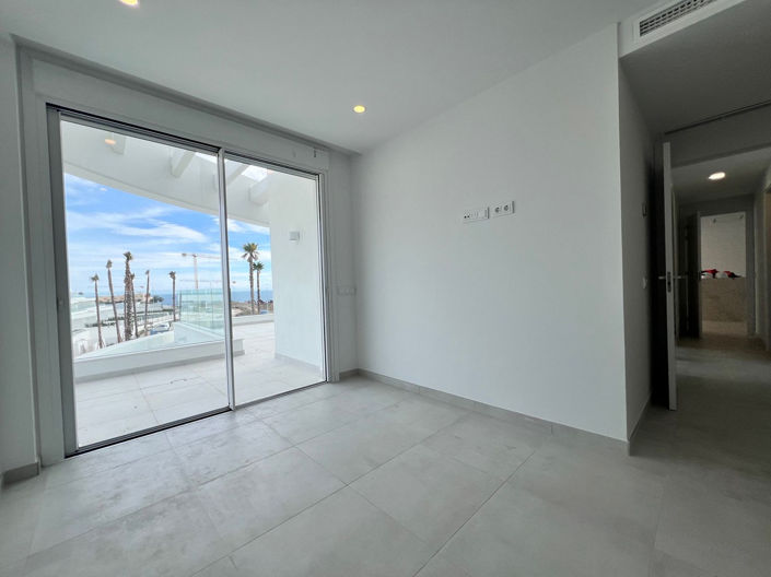Image No.12-3 Bed Apartment for sale