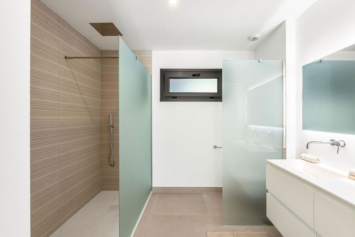 Image No.18-2 Bed Apartment for sale