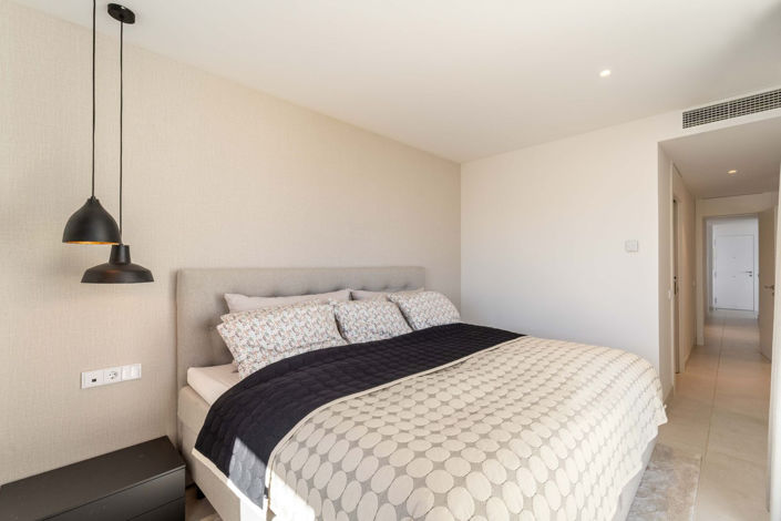 Image No.24-3 Bed Apartment for sale