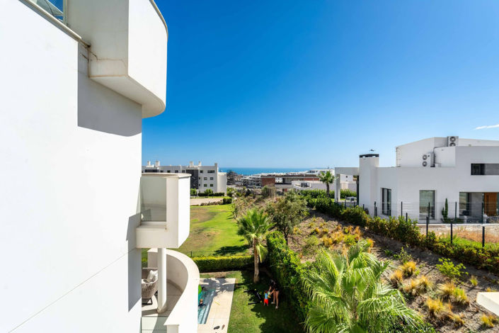 Image No.29-3 Bed Apartment for sale