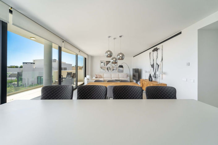 Image No.8-3 Bed Apartment for sale