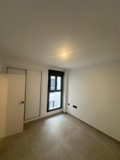 Image No.7-3 Bed Apartment for sale