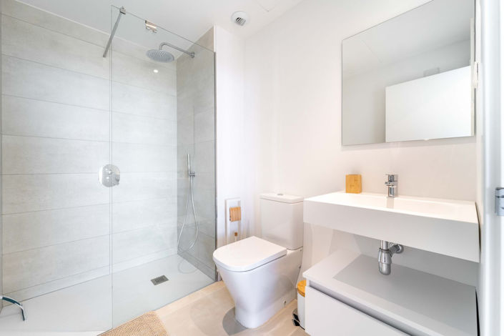 Image No.25-2 Bed Apartment for sale