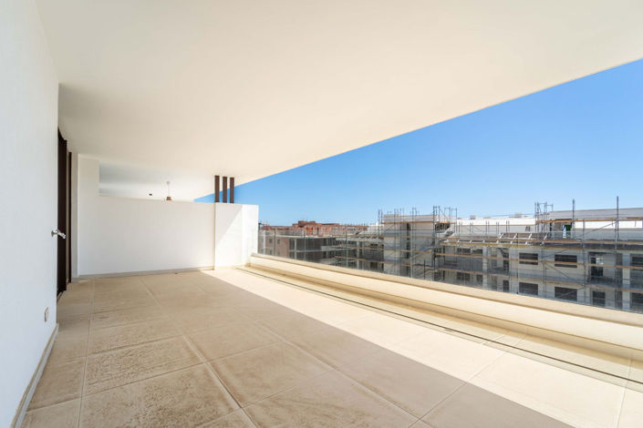 Image No.25-2 Bed Apartment for sale