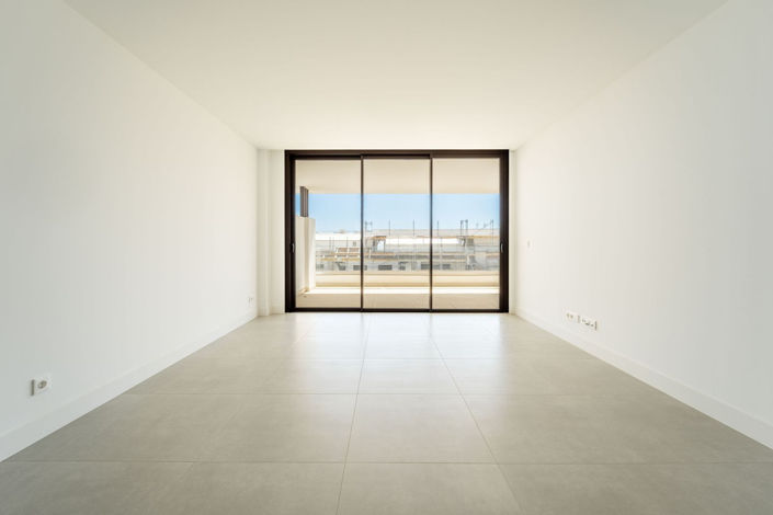Image No.28-2 Bed Apartment for sale