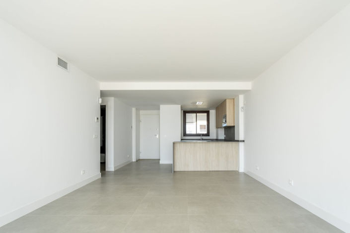 Image No.34-2 Bed Apartment for sale