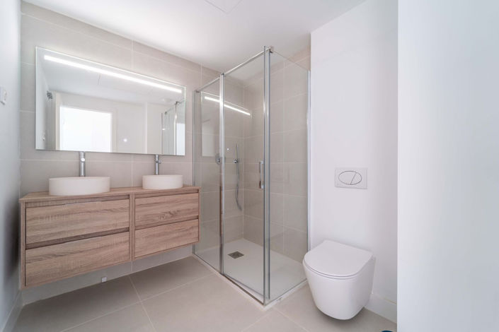 Image No.19-2 Bed Apartment for sale