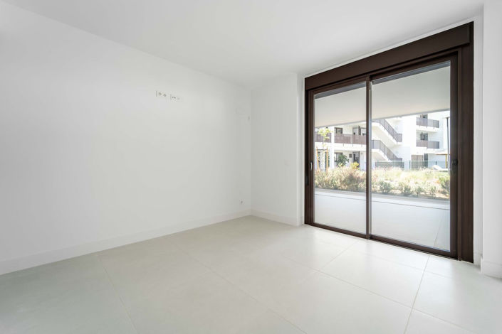 Image No.21-2 Bed Apartment for sale