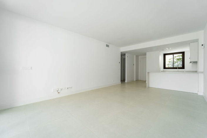 Image No.26-2 Bed Apartment for sale