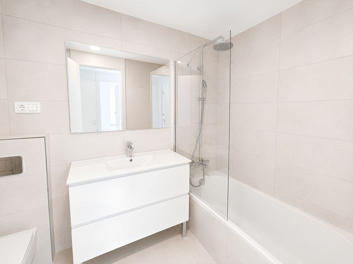 Image No.17-3 Bed Apartment for sale