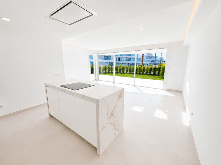 Image No.21-3 Bed Apartment for sale