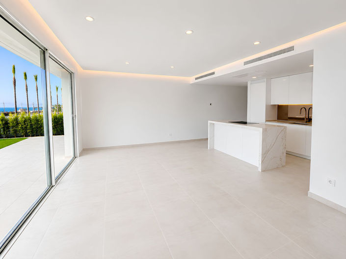 Image No.22-3 Bed Apartment for sale