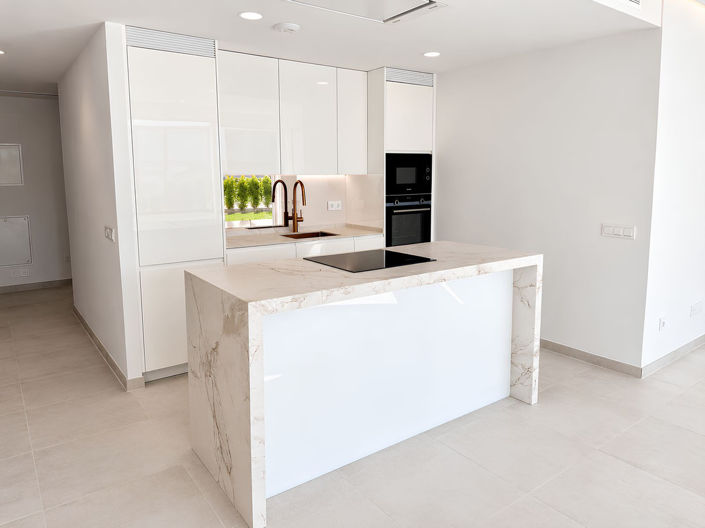 Image No.24-3 Bed Apartment for sale