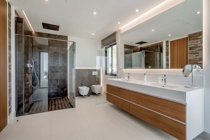 Image No.35-5 Bed Villa for sale