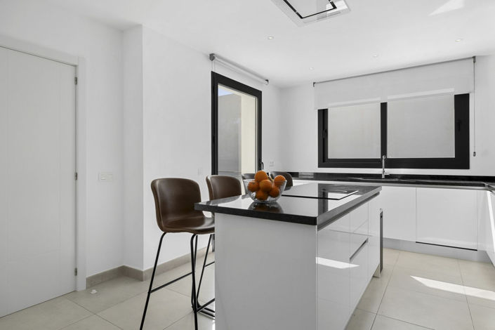 Image No.19-6 Bed Villa for sale