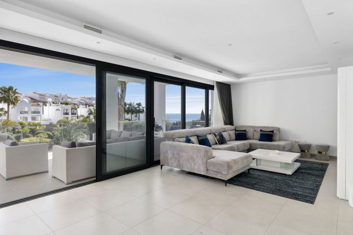Image No.9-6 Bed Villa for sale