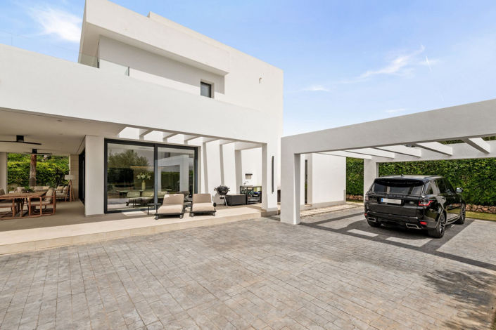 Image No.3-5 Bed Villa for sale