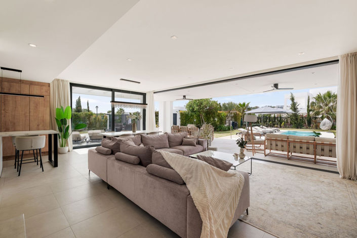 Image No.5-5 Bed Villa for sale