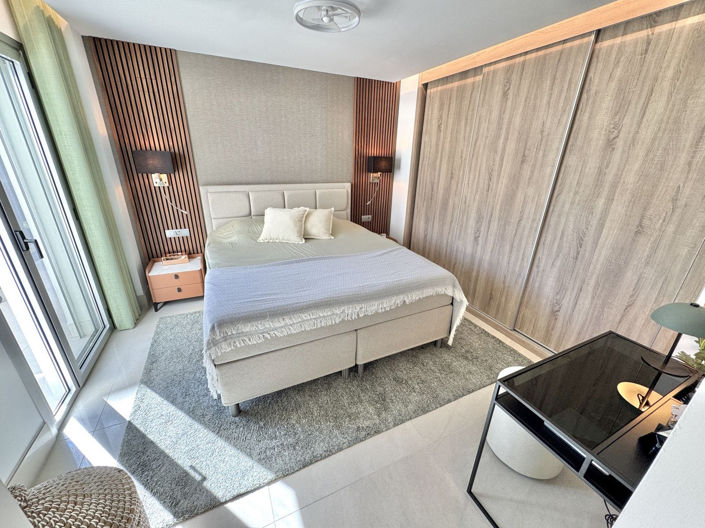 Image No.20-3 Bed Apartment for sale