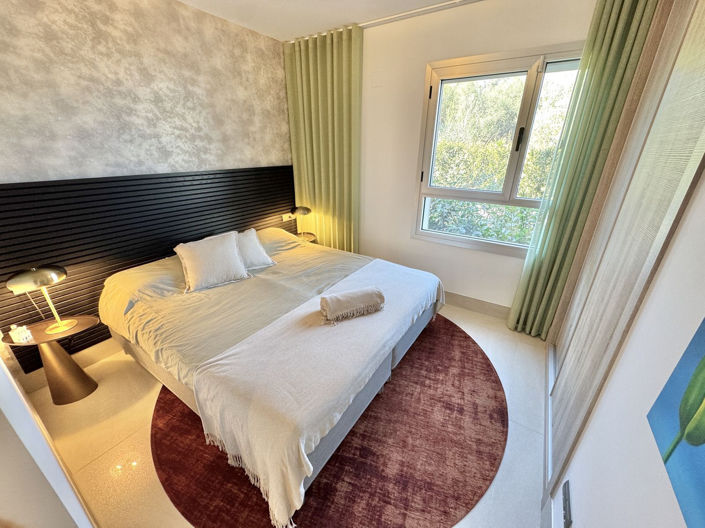 Image No.22-3 Bed Apartment for sale