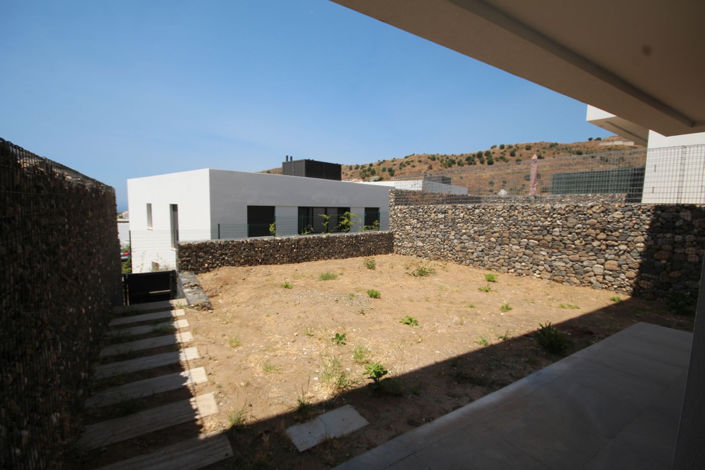Image No.33-3 Bed Semi-Detached for sale
