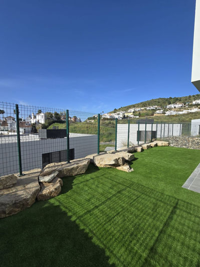 Image No.10-3 Bed Semi-Detached for sale