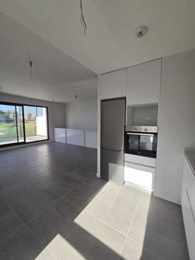 Image No.17-3 Bed Semi-Detached for sale