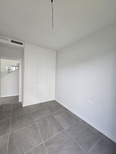 Image No.22-3 Bed Semi-Detached for sale