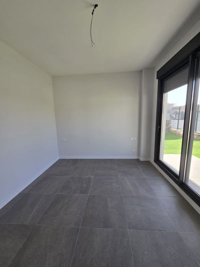 Image No.23-3 Bed Semi-Detached for sale