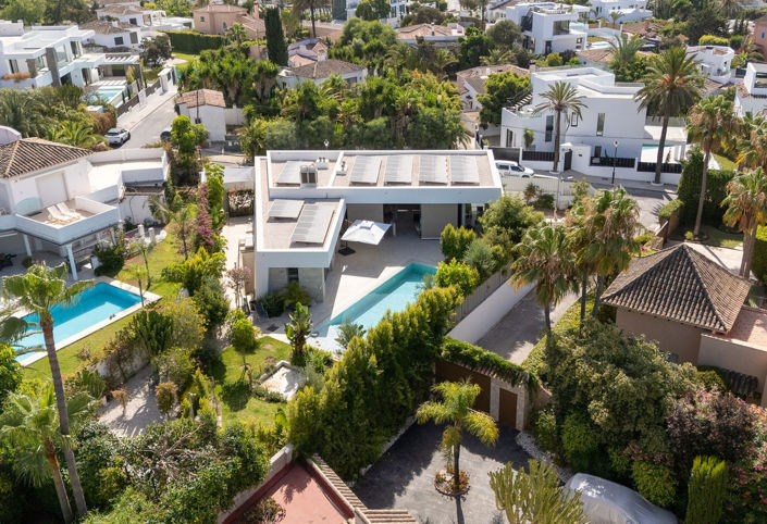 Image No.2-6 Bed Villa for sale