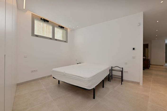 Image No.42-6 Bed Villa for sale